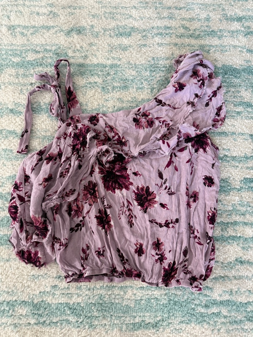 Free when bundled- Cute cropped tank